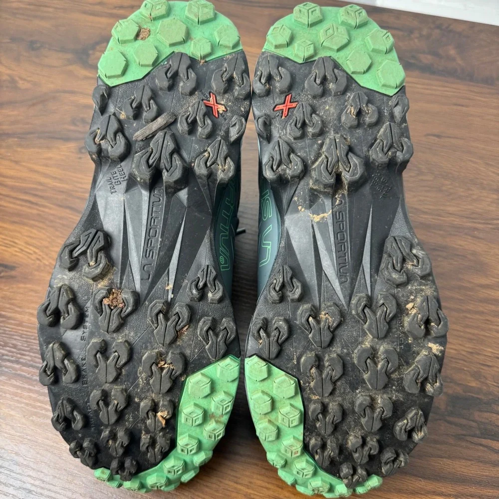 La Sportiva Akyra Womens 9 Trail Running Shoes Slate Jade Green 36K Mountain Run